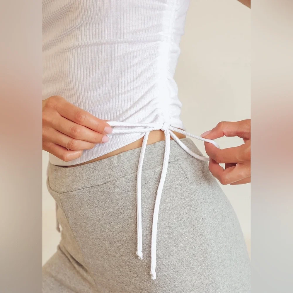 {Lulus} White Ruched Top - Picture 5 of 7